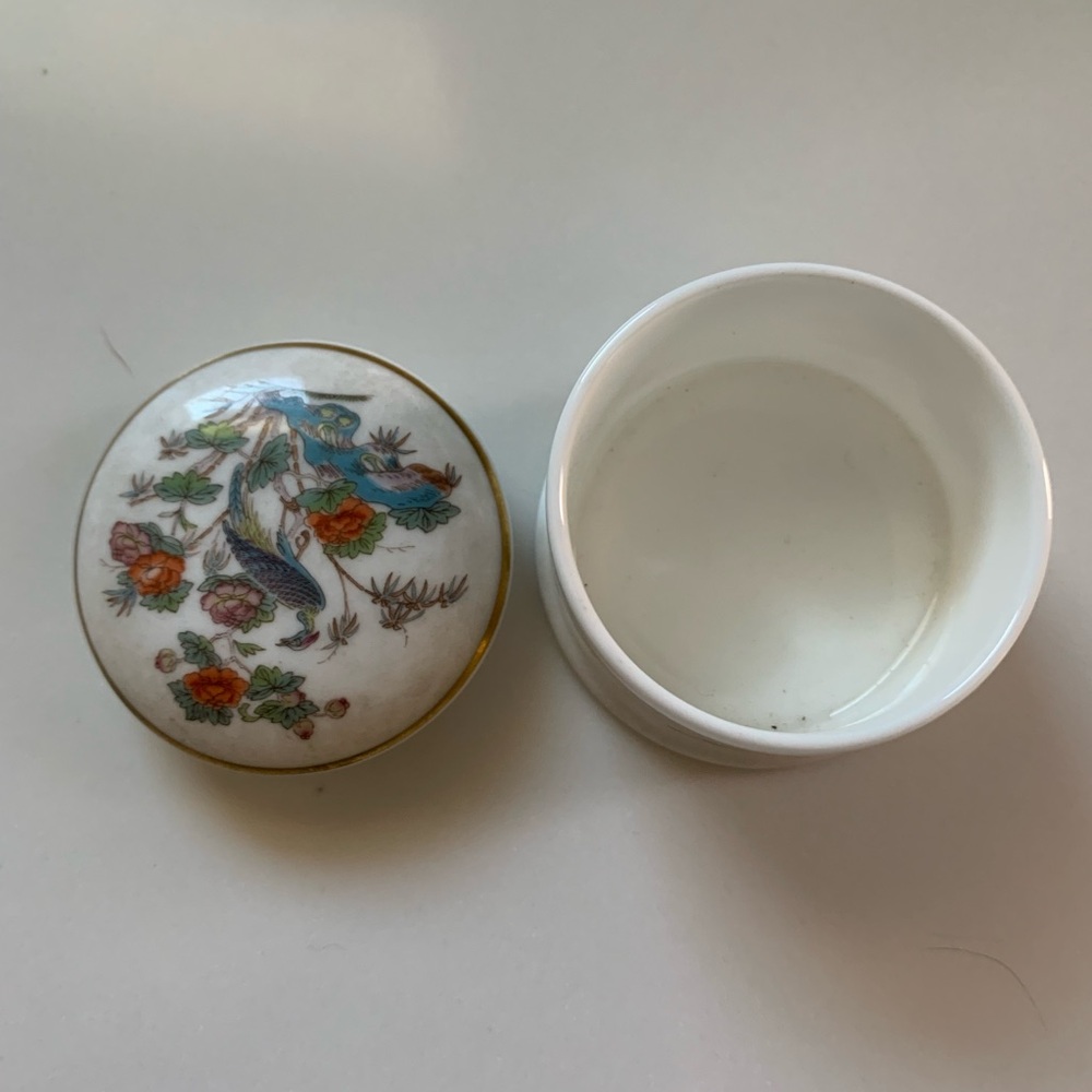 Vintage Wedgewood Kutani Crane Ring Box: Fine Bone China Chinoiserie Perfect